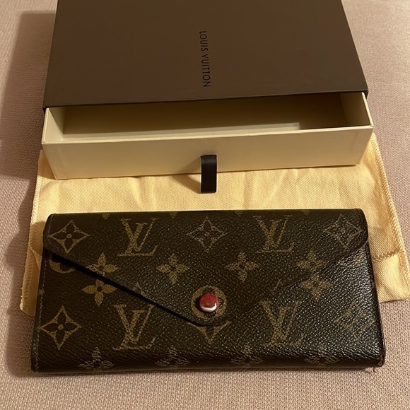 Louis Vuitton Josephine Monogram Cherry Wallet - Picture 10 of 10